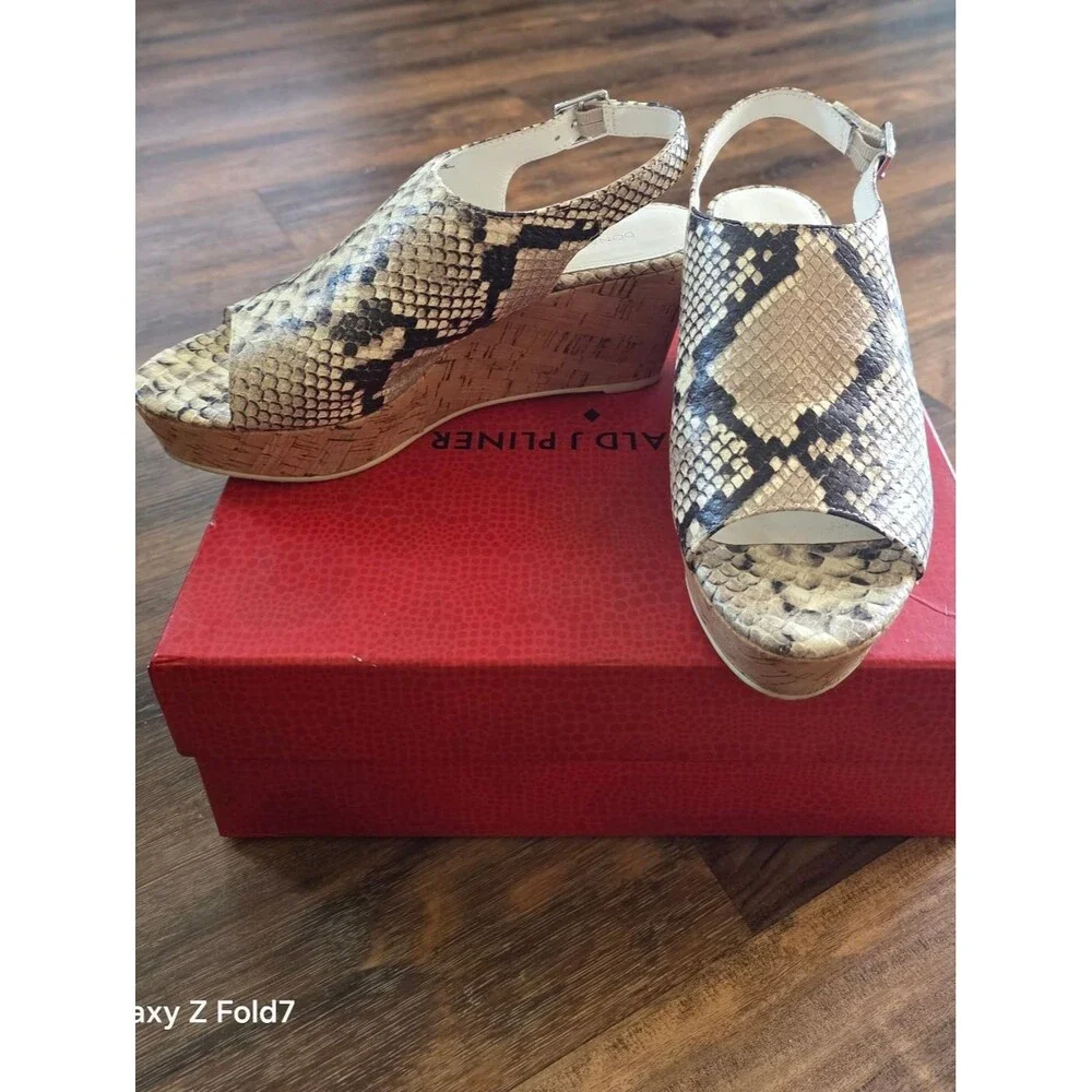 Donald J Pliner Wedge Heel 7.5 Fleur2 Python Snake Leather Slingback Cork Sandal
